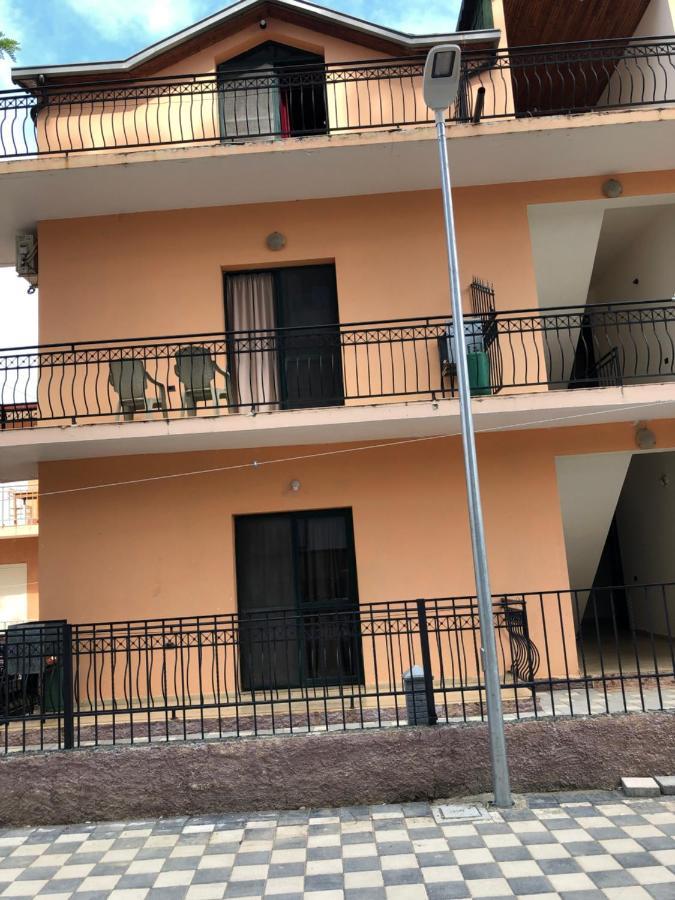 Hotel Gjinaj